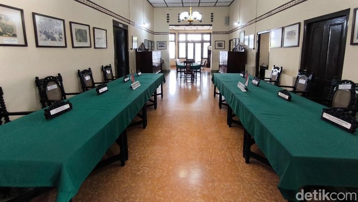 1749445603441-suasana-gedung-perundingan-linggarjati-kuningan-1749359932080_169