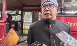 1758799785899-wakil-ketua-dprd-kota-bandung-toni-wijaya-1758790432245_43