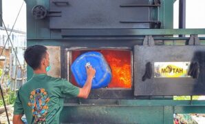 1759339700562-pengolahan-sampah-menggunakan-insenerator-di-kabupaten-bandung-1757491105834_169