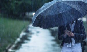 1759360682155-ilustrasi-hujan_169