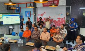 1759426158502-pemerintah-luncurkan-layanan-112-1759393702862_169