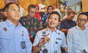 1759772166789-bupati-bandung-dadang-supriatna-1759374973962_169