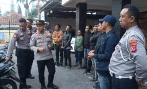 1759923150232-polisi-saat-amankan-mata-elang-1759895030834_169