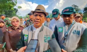 1761024476031-bupati-bandung-dadang-supriatna-1761008449601_169