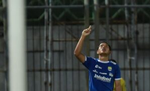 1761240390060-adam-alis_169