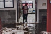 1761369704634-kondisi-sdn-065-cihampelas-kota-bandung-setelah-diterjang-banjir-1761299476107_169