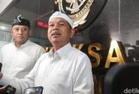 1761369806571-gubernur-jabar-dedi-mulyadi-1761289271921_169
