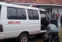 1761477974904-beredar-di-medsos-seorang-sopir-ambulans-meninggal-dunia-sesaat-setelah-mengantar-jenazah-di-panjalu-ciamis-1761455862253_43