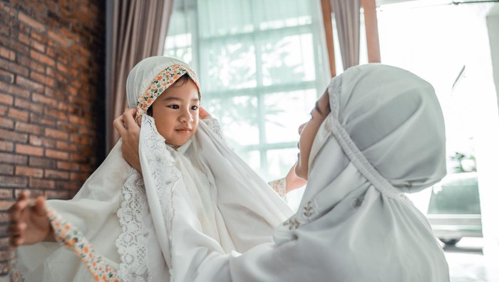 1761520581450-ilustrasi-ajak-anak-salat-1749118066826_169
