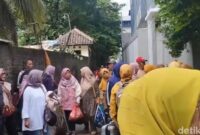 1761564547726-tangkapan-layar-wisatawan-yang-terlantar-di-pangandaran-1761539752625_169