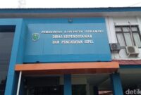 1761737373032-kantor-disdukcapil-indramayu-1761727352076_169