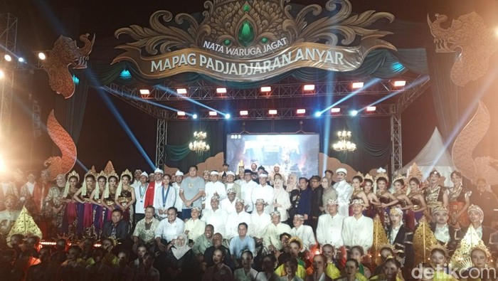 1761823944449-sosialisasi-dipadukan-budaya-sunda-oleh-pemkab-sumedang-1761814334701_169