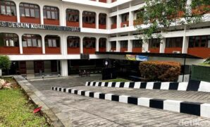 1761845282271-lokasi-bunuh-diri-pria-cianjur-di-universitas-wisyatama-bandung-1761807944587_169