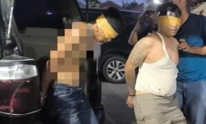 1761845477486-dua-pria-bernama-tedi-setiadi-dan-rizki-ditangkap-polisi-usai-mencuri-sepeda-motor-di-wilayah-cileungsi-kabupaten-bogor-dok-is-1761808890331_169