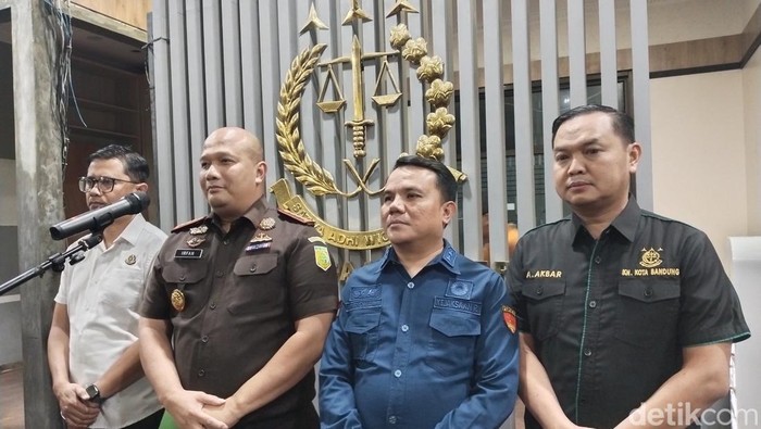 1761845488218-kejari-bandung-1761826955169_169