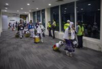 1761866196676-kloter-pertama-jemaah-calon-haji-mulai-berangkat-ke-tanah-suci-1746155650661_169