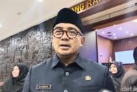 1761910243395-wali-kota-bandung-muhammad-farhan-1760960315502_169