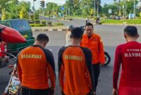 1762407056228-apel-sebelum-pencarian-herman-yang-diduga-tenggelam-di-sungai-cisokan-cianjur-1762394342178_169