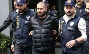 1762493706393-faruk-fatih-ozer-1762155199201_169