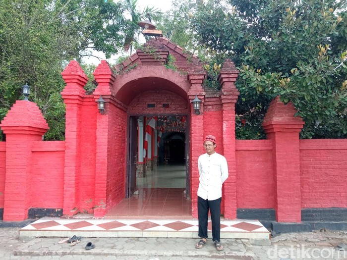 1762515032951-makam-mbah-buyut-tambi-1762414126323_43