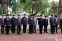 1762536311252-pelantikan-dan-pengambilan-sumpah-jabatan-18-pimpinan-pratama-lingkup-pemkab-pangandaran-1762496536851_169