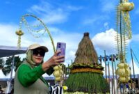 1762666116478-gunungan-jabar-istimewa-jadi-pusat-perhatian-di-wjf-2025-1762655546721_169