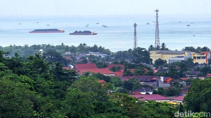 1762752545051-palabuhanratu-sukabumi-1762326051632_169