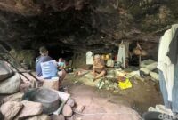 1762774002732-tempat-tinggal-manusia-gua-di-pedalaman-hutan-jombang-1762502547708_169