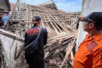 1762947065083-ilustrasi-rumah-rusak-akibat-bencana-di-bogor-1740645960771_169