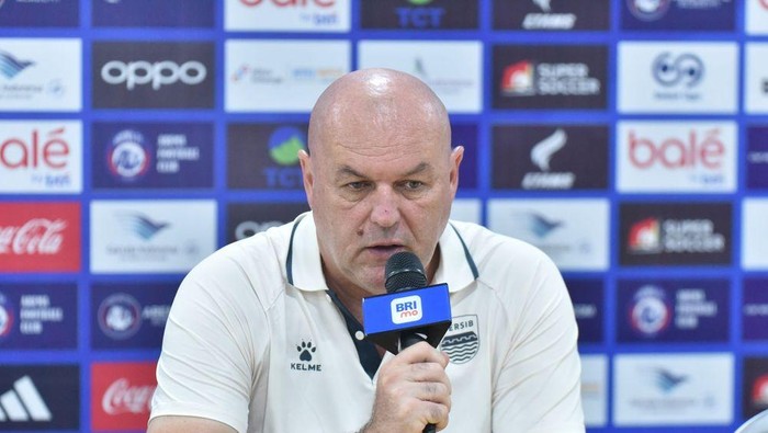 1763011975490-bojan-hodak-1758851289833_169