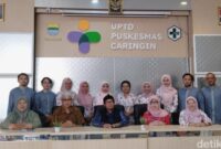 1763033495354-wakil-ketua-komisi-iv-dprd-kota-bandung-rizal-khairul-tengah-saat-menghadiri-sosialisasi-pembincaan-pascasurvei-akreditasi-di--1763020404413_169