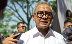 1763205817087-wali-kota-bandung-muhammad-farhan-1751441631085_169