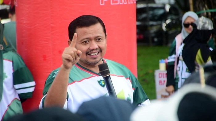 1763227409436-bupati-sumedang-dony-ahmad-munir-1763195326320_169