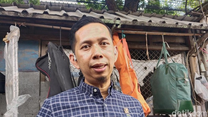 1763227492506-anggota-dprd-kota-bandung-andri-rusmana-1760441051592_169