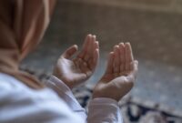 1763248678158-ilustrasi-sholat_169