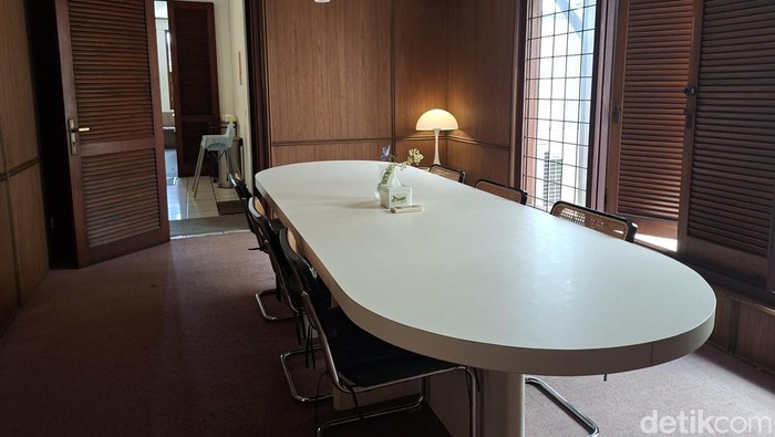 1763357694589-meeting-room-kisah-manis-dago-1762249102218_169