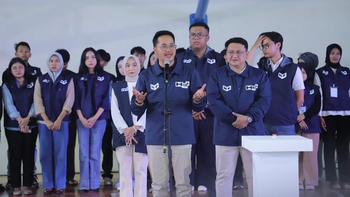 1763400481623-wakil-wali-kota-cimahi-adhitia-yudisthira-saat-hadiri-pembentukan-komunitas-hepi-plus-1763368953404_169