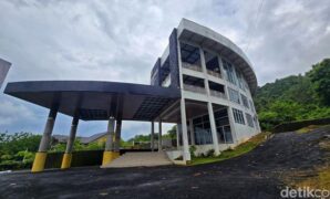 1763463946306-gedung-ikm-palabuhanratu-1763452140339_169