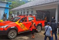 1763550325895-evakuasi-korban-tenggelam-di-sukabumi-1763528594273_169