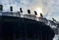 1763571920872-stadion-gelora-bandung-lautan-api-gbla-3_169