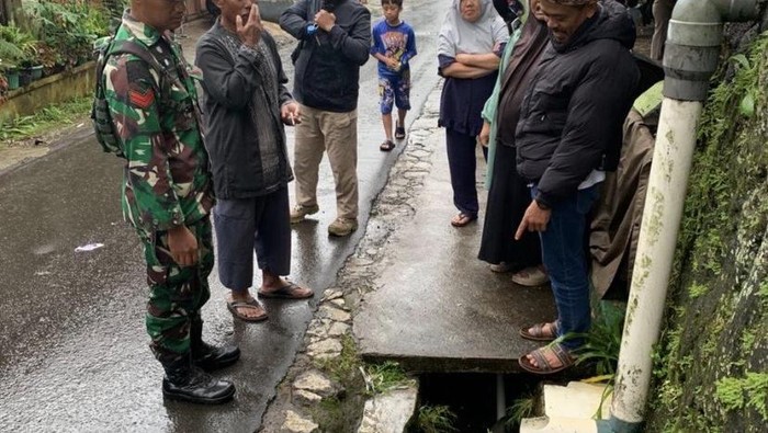 1763571924381-tkp-bocah-terbawa-arus-gorong-gorong-1763550256873_169