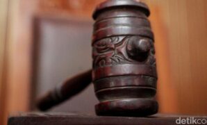 1763615146043-ilustrasi-hukum-2_169