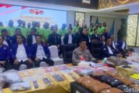 1763636711550-372-pelaku-penyalahgunaan-narkoba-di-jabar-diamankan-polda-jabar-1763620755763_169