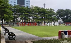 1763917493520-alun-alun-bandung-1763871876229_169