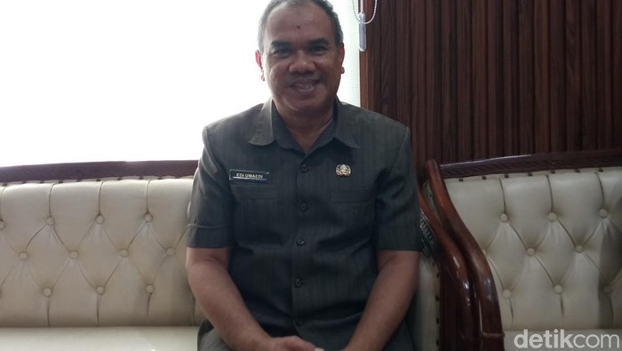 1764068719434-kepala-diskanla-indramayu-edi-umaedi-1764053022110_169