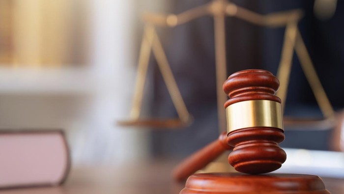 1764155128345-ilustrasi-sidang-mk_169