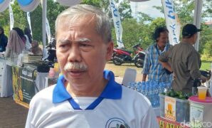 1764327952424-wakil-bupati-bandung-barat-asep-ismail-1764323906570_169