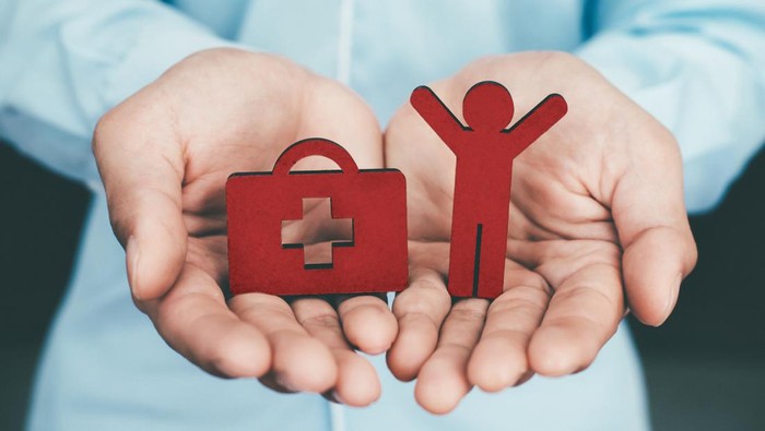 1764349507868-ilustrasi-asuransi-kesehatan_169