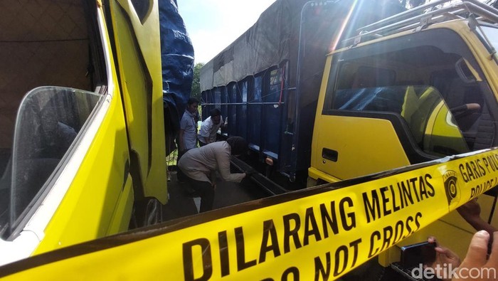 1764479089739-barang-bukti-truk-pengangkut-solar-subsidi-1764329992852_169