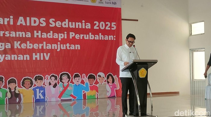 1764608763996-wakil-bupati-cianjur-ramzi-1764578749574_169